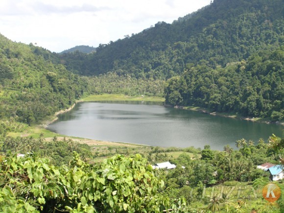 DANAU ANEUK LAOT